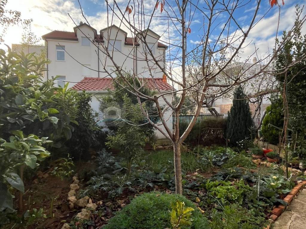 House with apartments, Sale, Vodice, Vodice