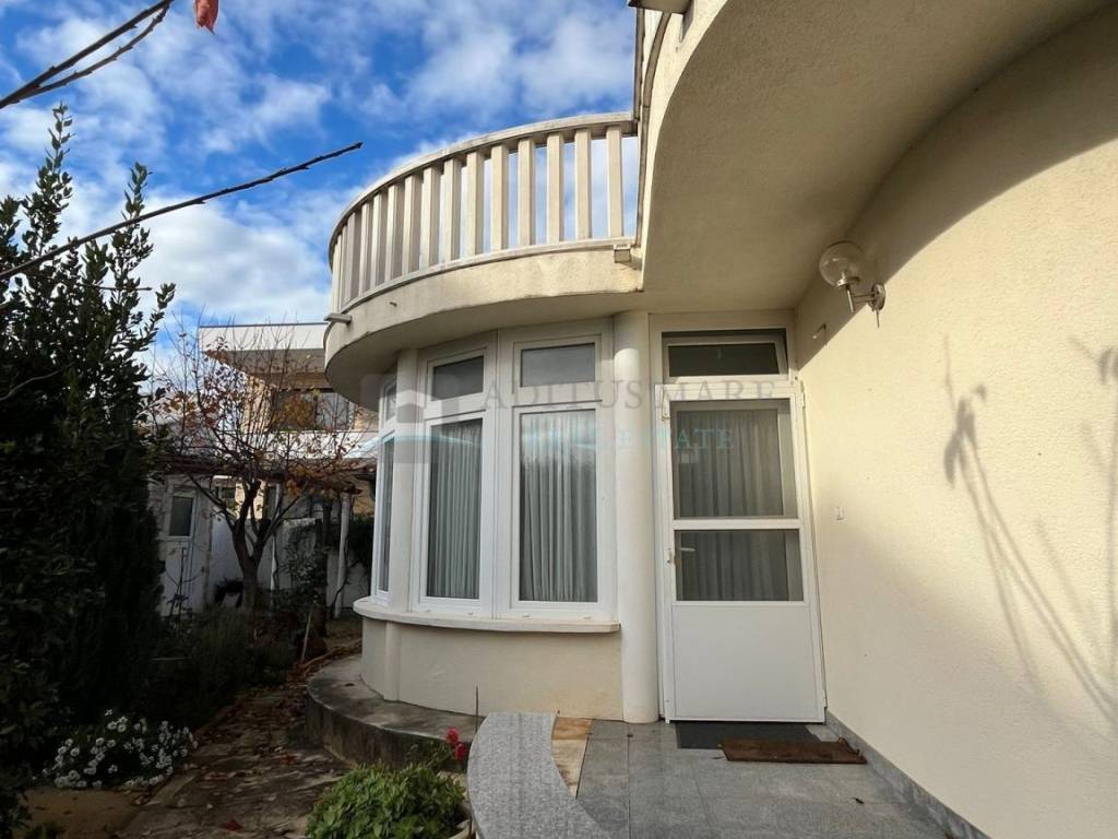 House with apartments, Sale, Vodice, Vodice