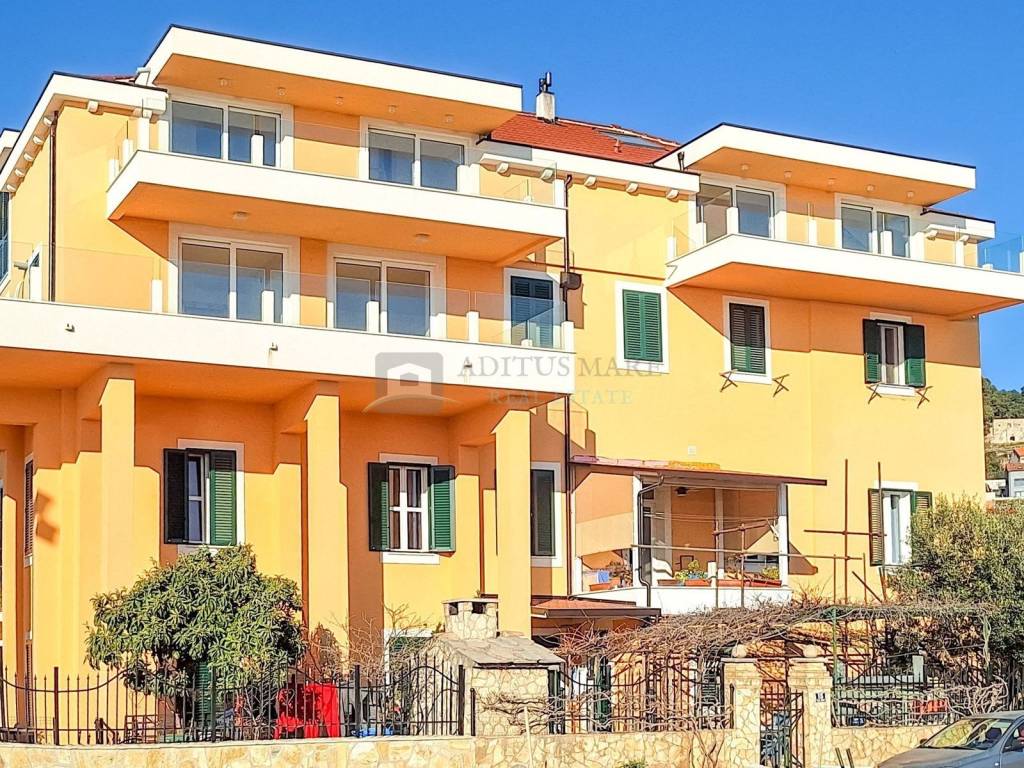 Flat in a building, Sale, Šibenik, Šibenik