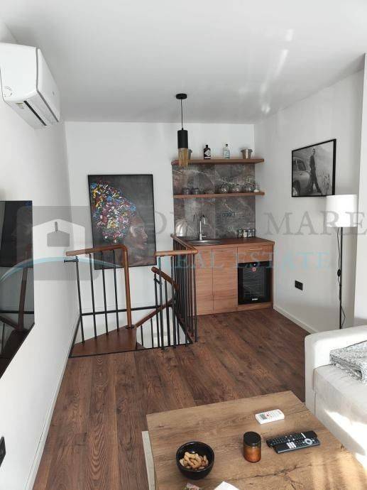 Flat in a building, Sale, Šibenik - Okolica, Podsolarsko
