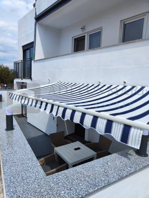 Flat in a building, Sale, Šibenik - Okolica, Podsolarsko