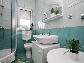 Flat in a building, Sale, Vodice, Srima