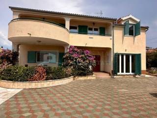 House by the sea, Sale, Šibenik - Okolica, Brodarica