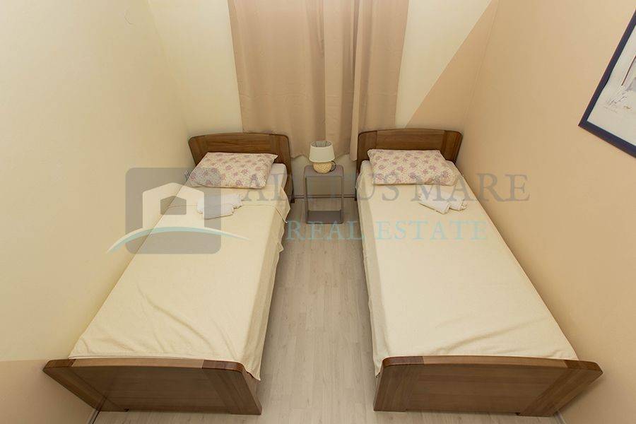 Flat in a building, Sale, Vodice, Srima