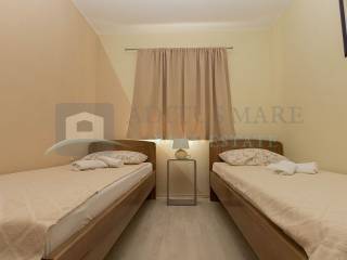 Flat in a building, Sale, Vodice, Srima