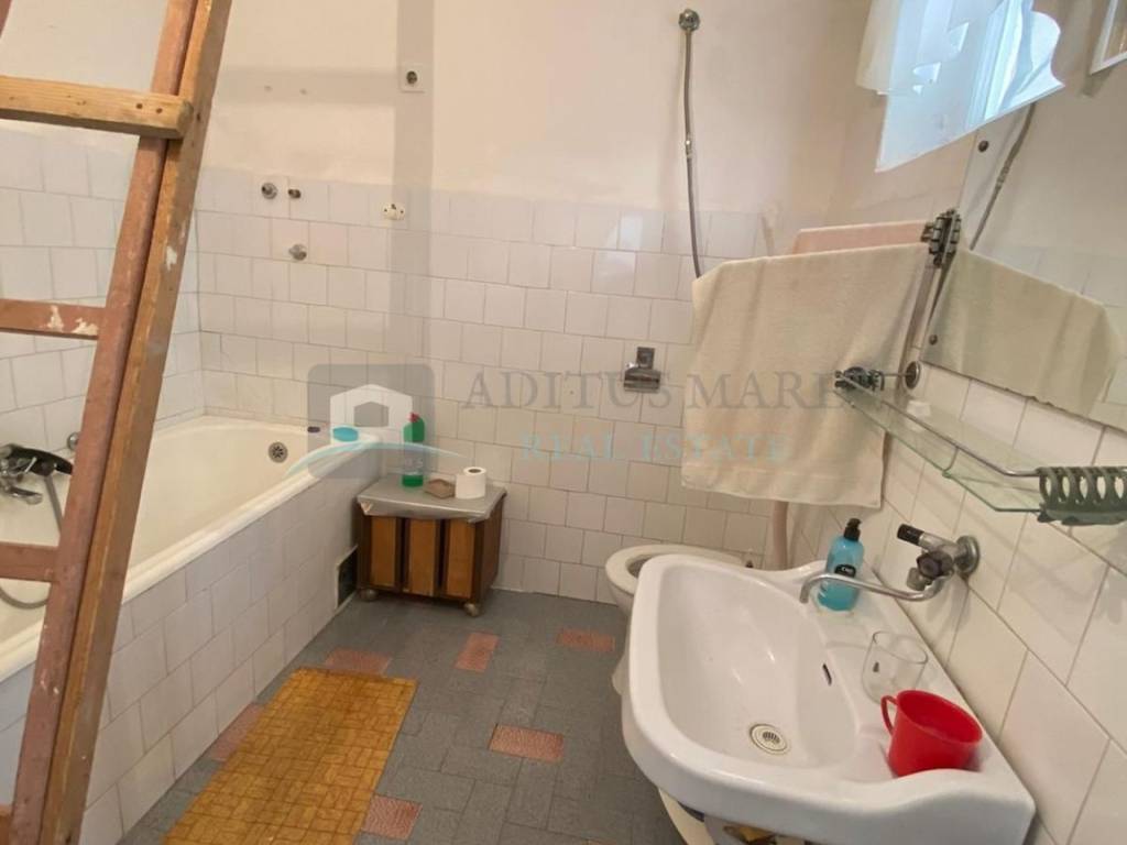 Family house, Sale, Knin, Knin