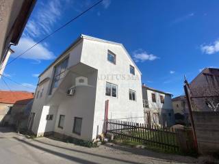 Family house, Sale, Drniš, Drniš