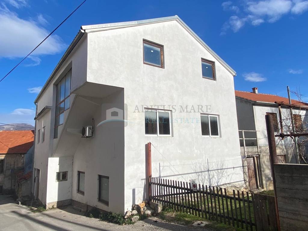 Family house, Sale, Drniš, Drniš