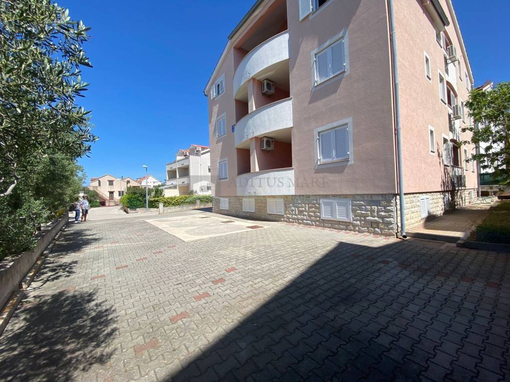 House with apartments, Sale, Vodice, Srima
