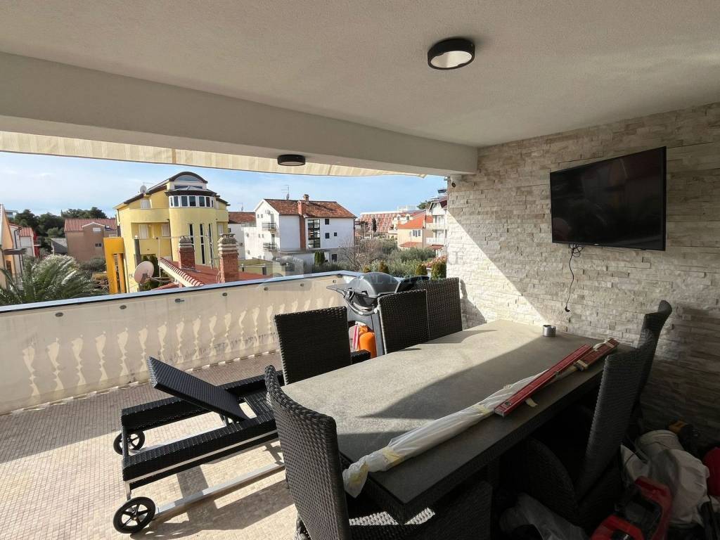Flat in older building, Sale, Vodice, Vodice