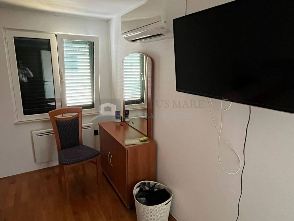 Flat in older building, Sale, Vodice, Vodice