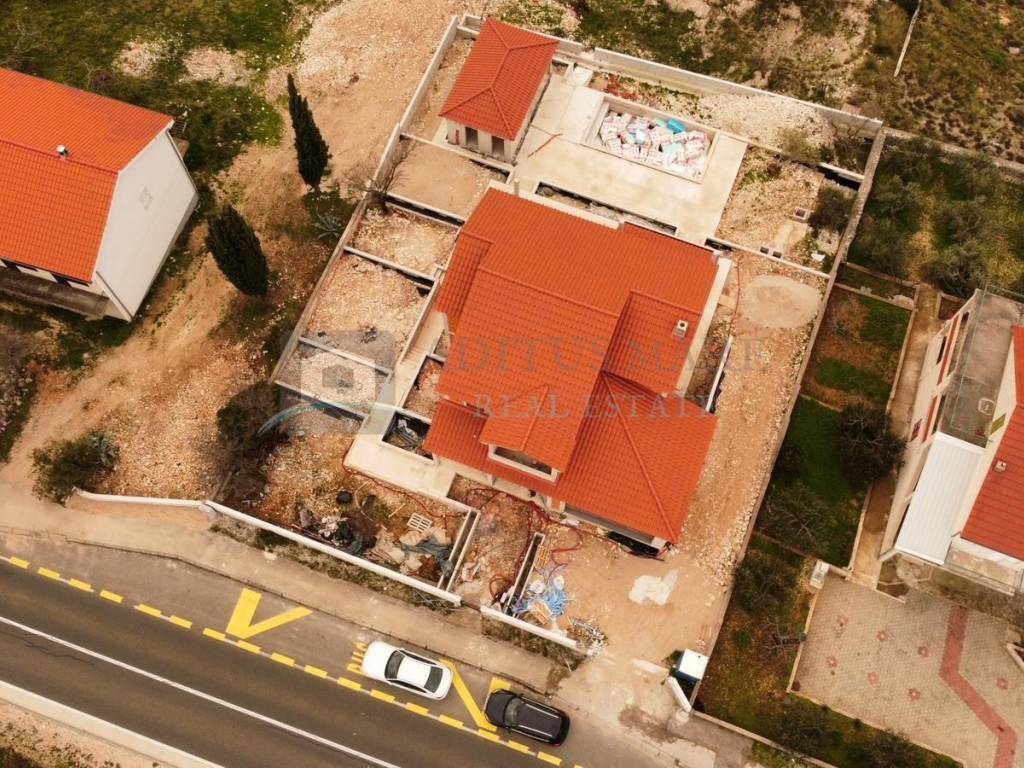 Family house, Sale, Šibenik - Okolica, Vrpolje