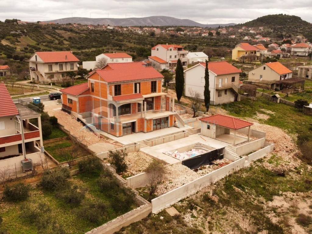 Family house, Sale, Šibenik - Okolica, Vrpolje