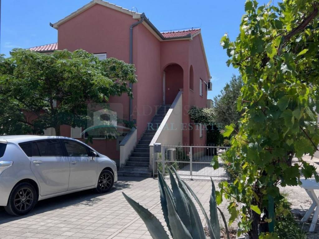 Flat in a house, Sale, Vodice, Vodice