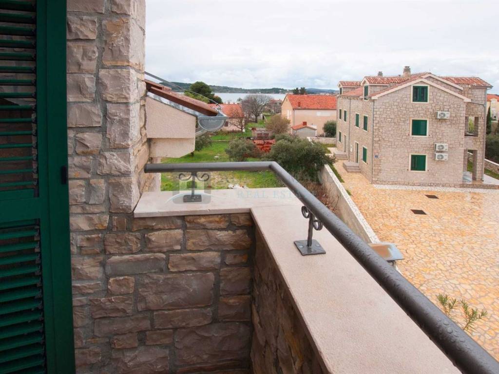 House with apartments, Sale, Vodice, Srima