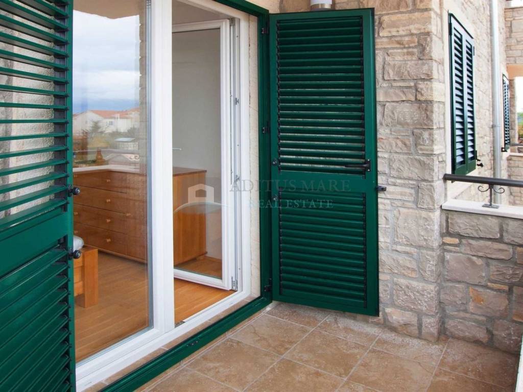 House with apartments, Sale, Vodice, Srima