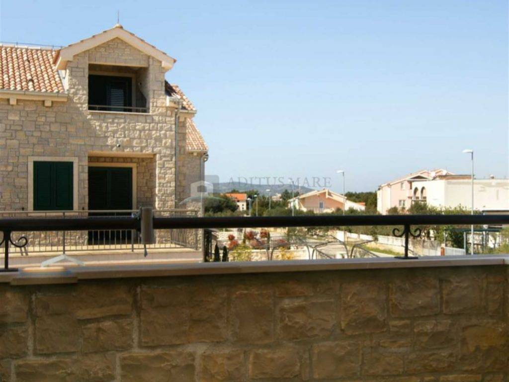House with apartments, Sale, Vodice, Srima