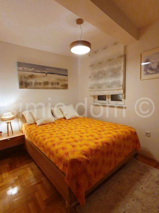 Apartment by the sea, Sale, Okrug, Okrug Gornji