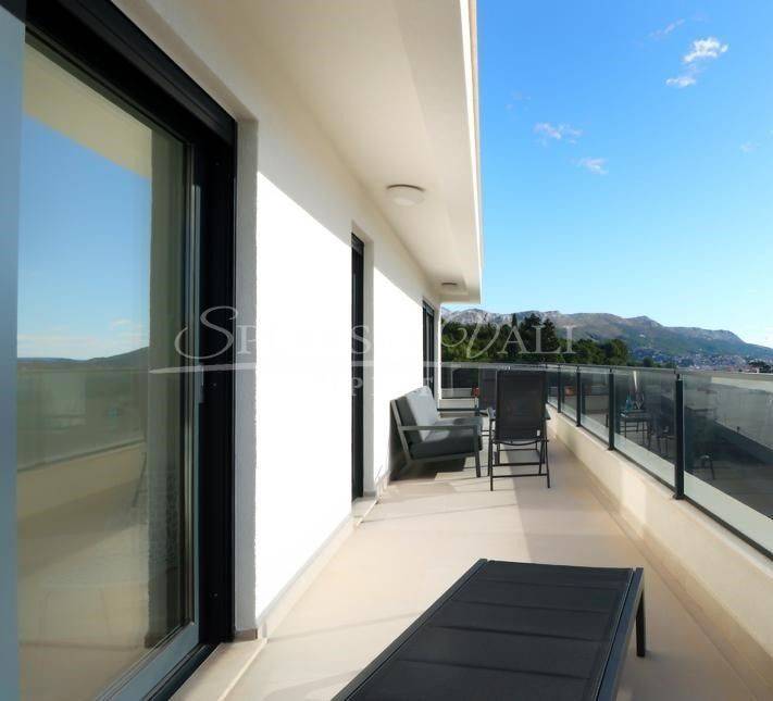 Flat in a new building, Rent, Split, Split