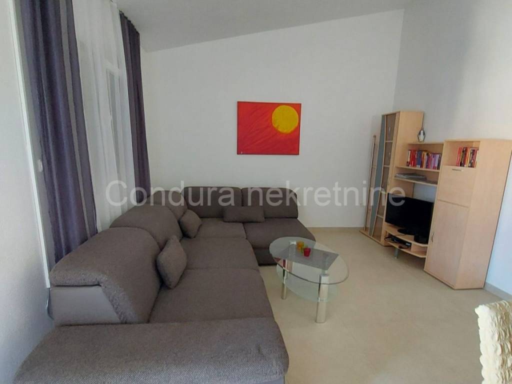 House with apartments, Sale, Vir, Vir