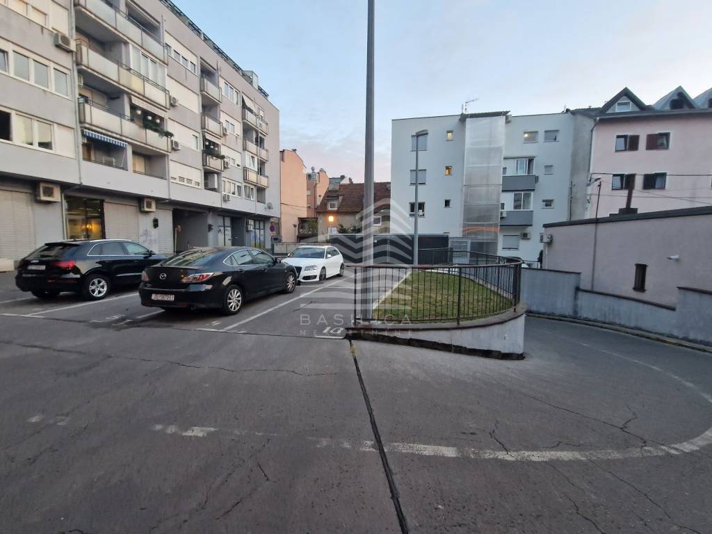 Garage, Sale, Zagreb, Trešnjevka - sjever