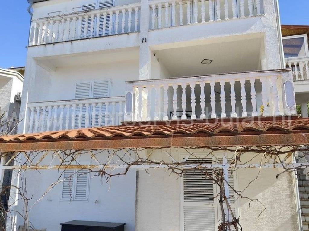 House with apartments, Sale, Pakoštane, Drage