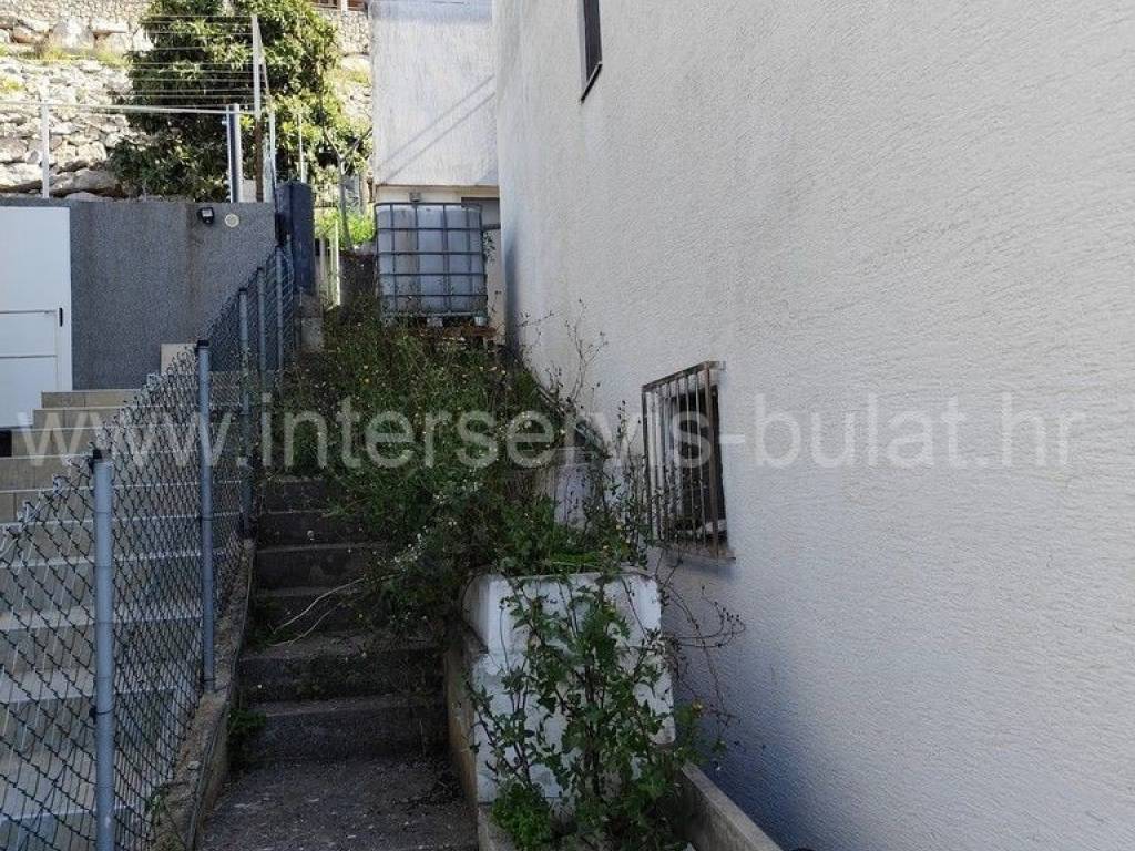 House with apartments, Sale, Pakoštane, Drage