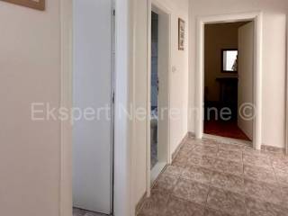 Flat in a building, Sale, Okrug, Okrug Gornji