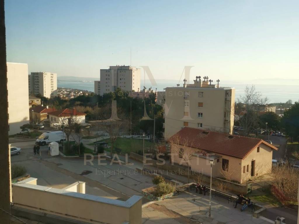Flat in a building, Sale, Rijeka, Istok