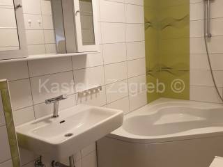 House with apartments, Sale, Zagreb - Okolica, Brezovica