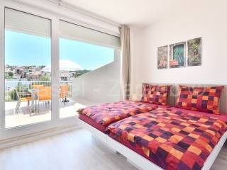 Hotel, Sale, Sutivan, Sutivan