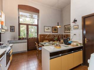Flat in a building, Sale, Zagreb, Donji Grad