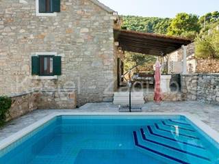 House by the sea, Sale, Šolta, Rogač