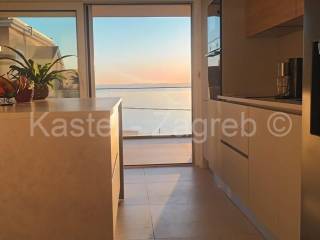 Flat in an urban villa, Rent, Podstrana, Podstrana