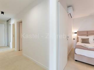 Flat in an urban villa, Rent, Podstrana, Podstrana