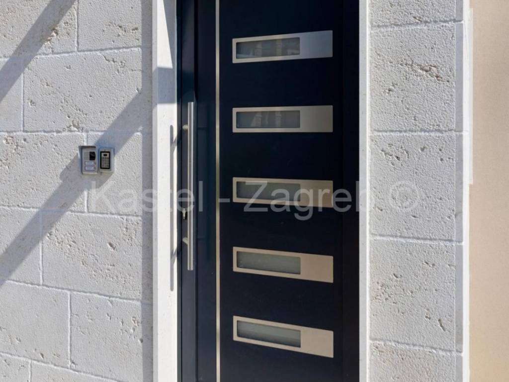 Flat in an urban villa, Rent, Podstrana, Podstrana
