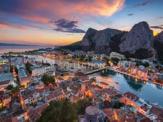 Prodaja, Omiš,Omiš