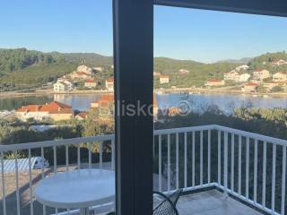 Flat in a house, Sale, Lumbarda, Lumbarda
