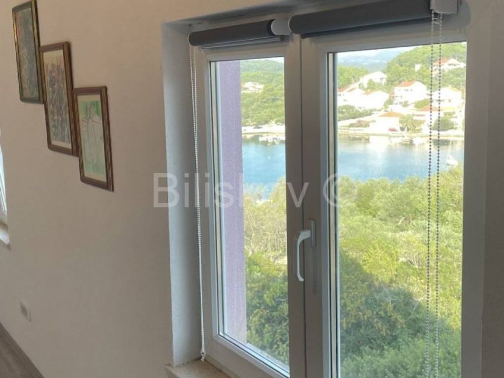 Flat in a house, Sale, Lumbarda, Lumbarda