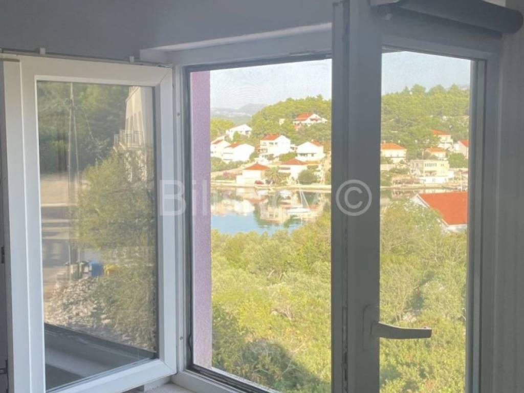 Flat in a house, Sale, Lumbarda, Lumbarda