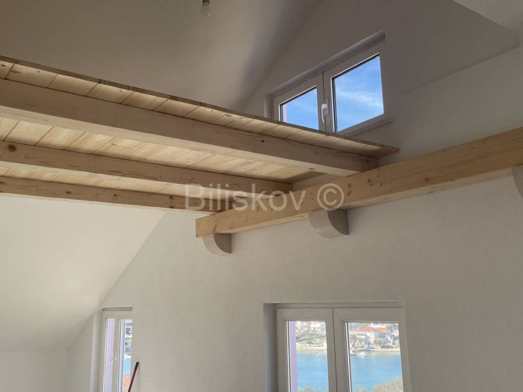 Flat in a house, Sale, Lumbarda, Lumbarda