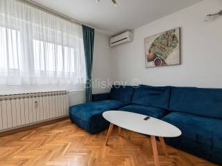 Flat in a building, Rent, Zagreb, Stenjevec