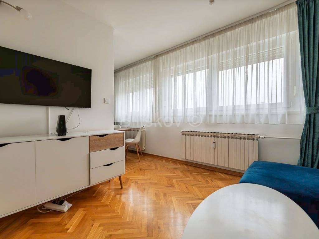 Flat in a building, Rent, Zagreb, Stenjevec
