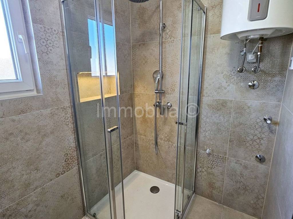 Flat in a new building, Sale, Pula, Pula