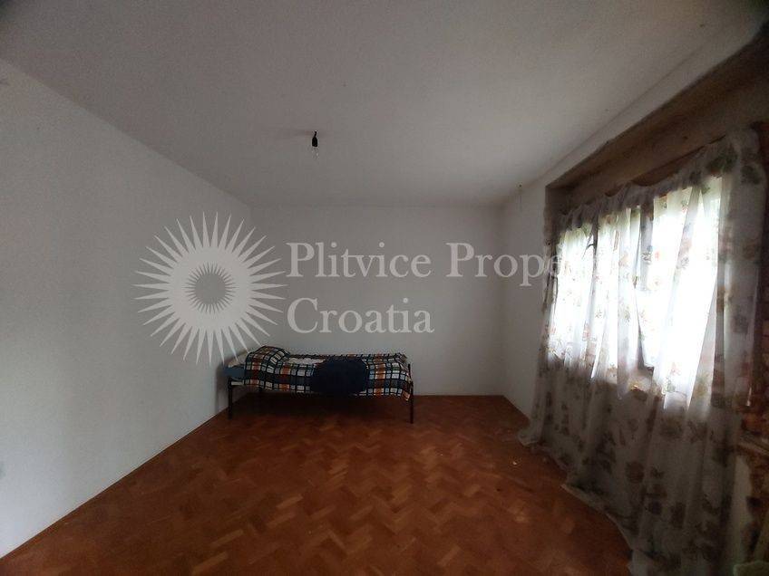 Family house, Sale, Vojnic, Vojnic