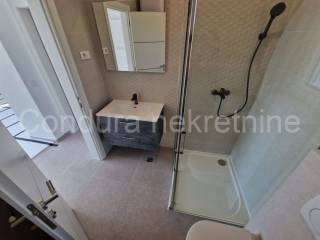 Apartment with a garden, Sale, Vir, Vir