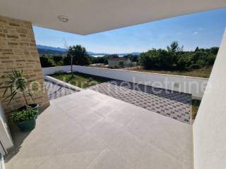 Apartment with a garden, Sale, Posedarje, Posedarje