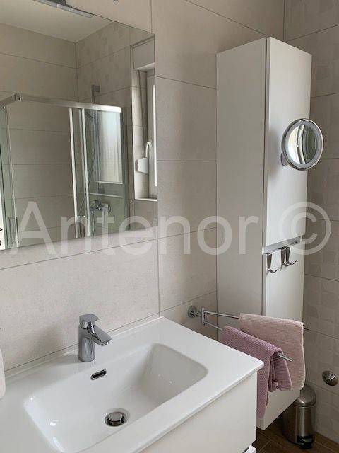 Apartman na moru, Prodaja, Nin, Nin