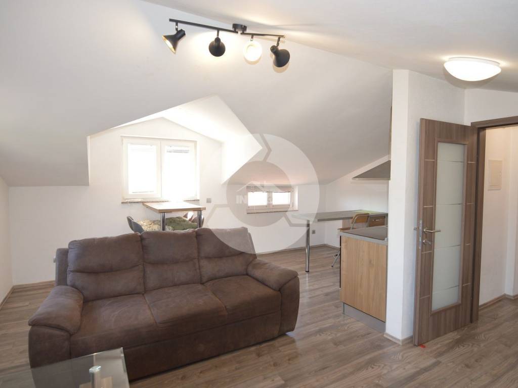 Flat in a building, Sale, Tar-Vabriga, Vabriga