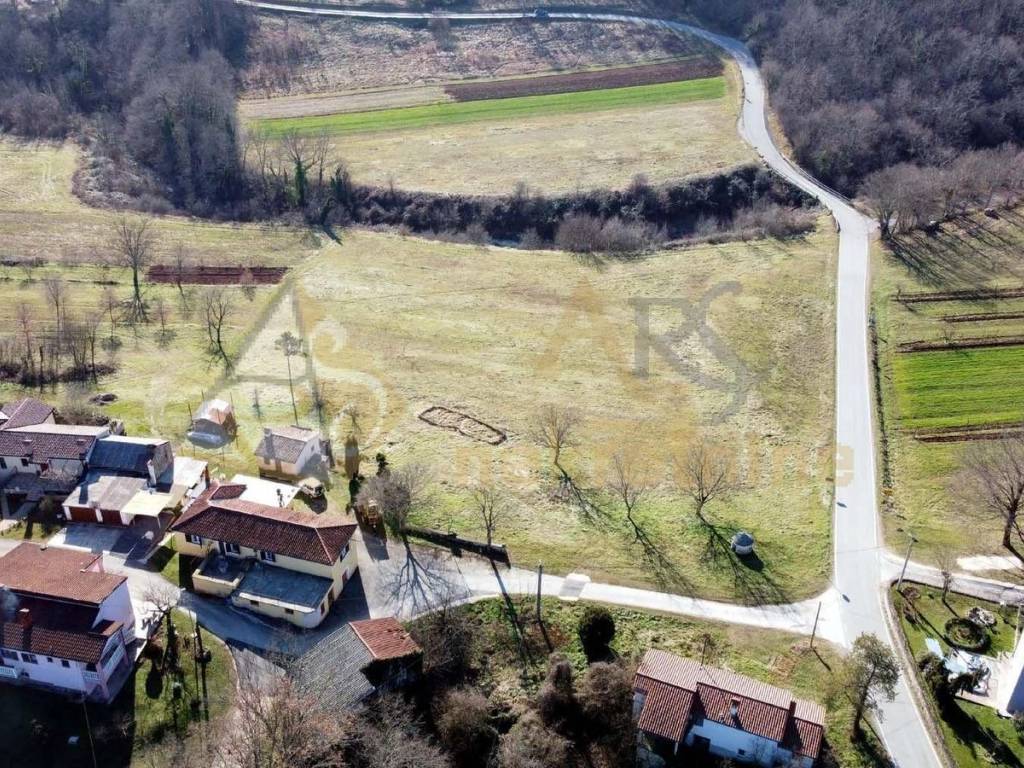 Kamena kuca, Prodaja, Pican, Pican